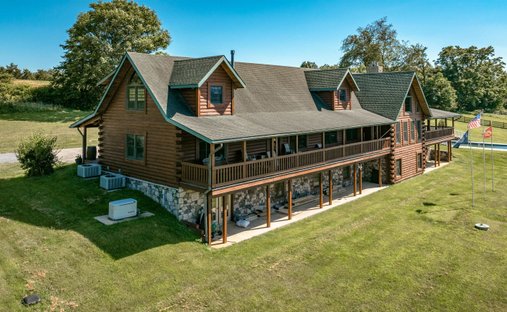 House in Mount Sidney, Virginia, United States 1