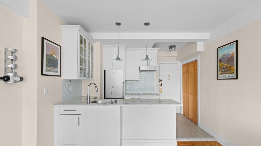 Co Op in New York, New York, United States 3 - 18943775