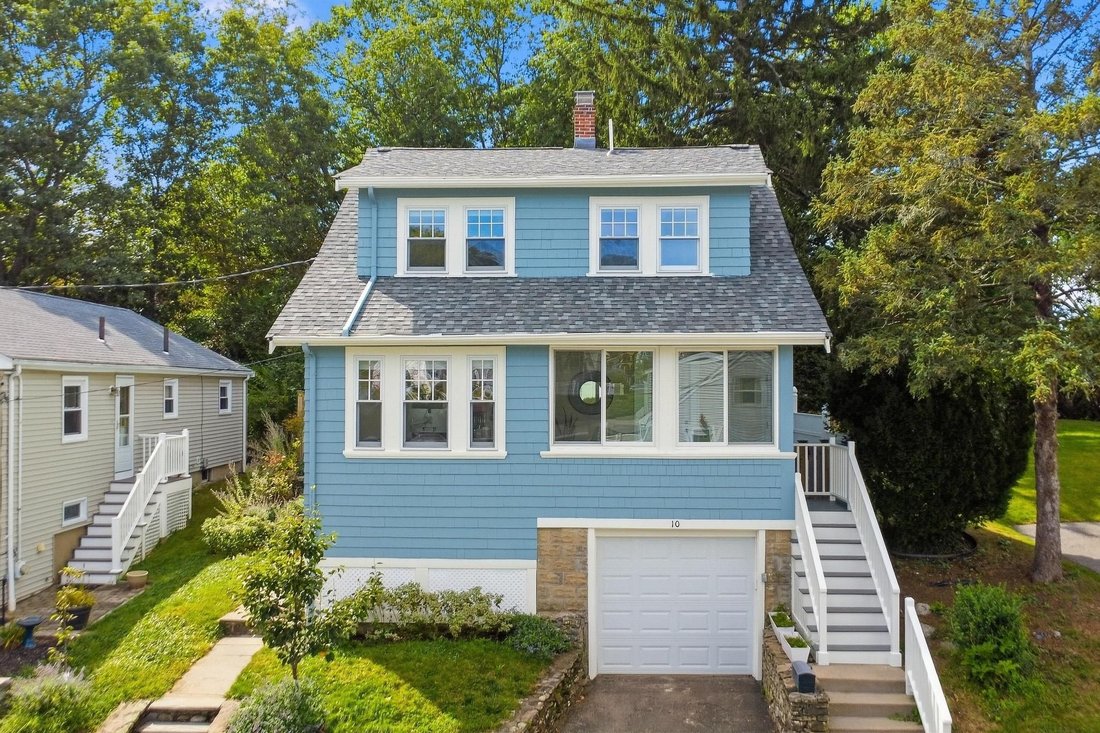 House in Arlington, Massachusetts, United States 3 - 18941687