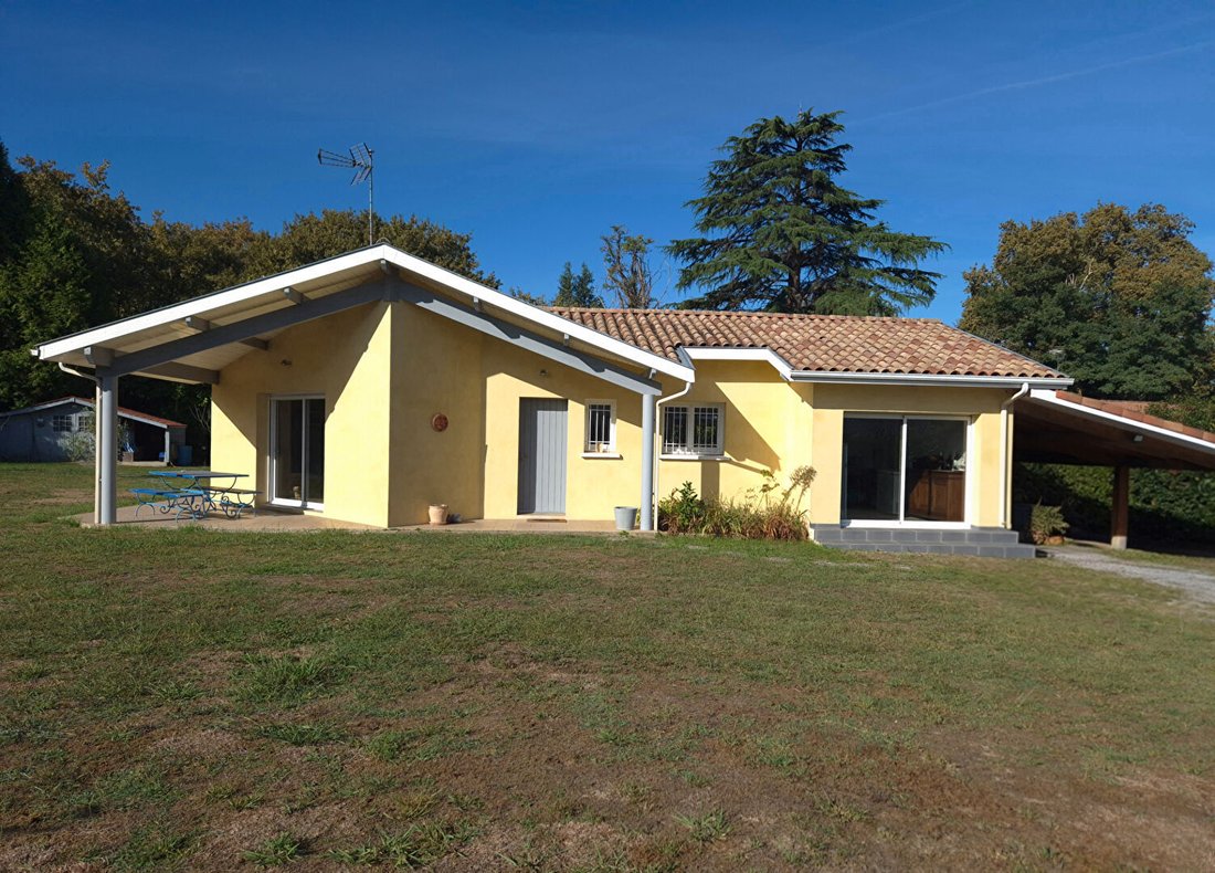 Villa in Est, Saint-Vincent-de-Tyrosse, France 1 - 18941070