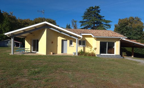 Villa in Est, Saint-Vincent-de-Tyrosse, France 1