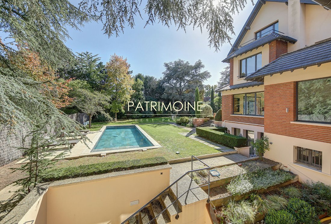 Villa in Poincare, Garches, France 3 - 18944404