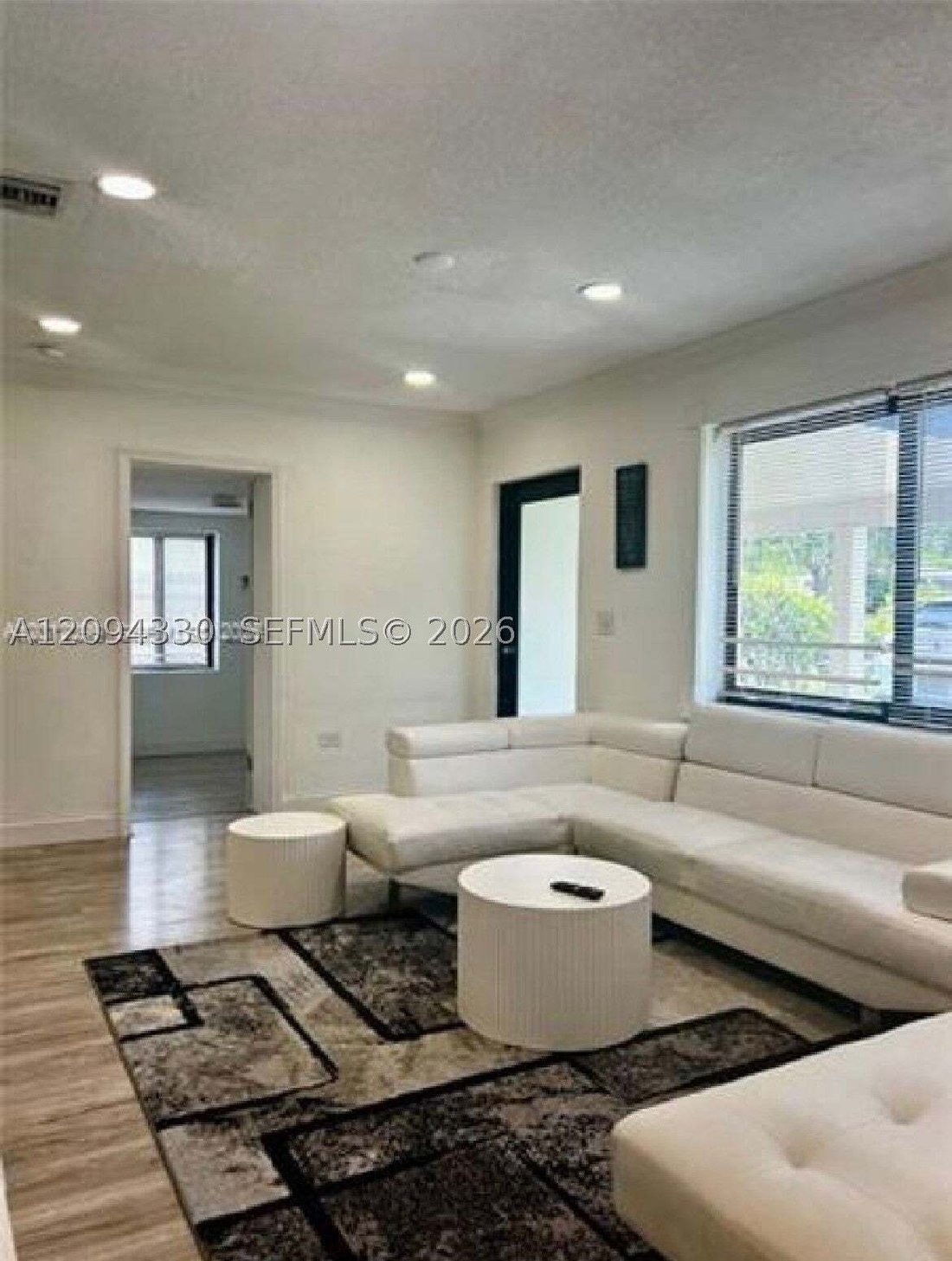 House in Miami, Florida, United States 3 - 18943025