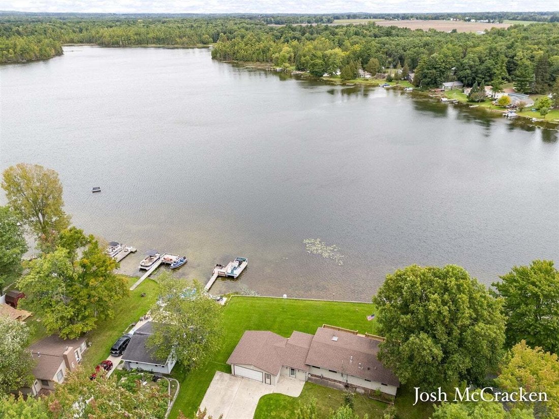 House in Greenville, Michigan, United States 4 - 18943403