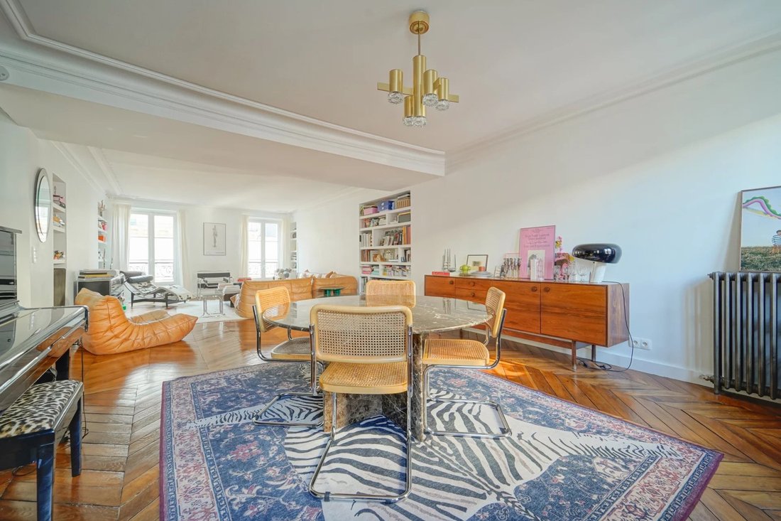 Apartment in Clichy-Trinité, Paris 9e Arrondissement, Paris 2 - 18943982