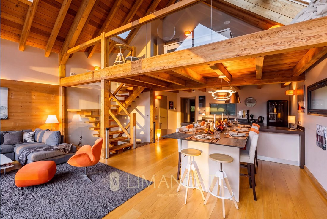 Chalet in Les Deux Alpes, Auvergne-Rhône-Alpes, France 2 - 14699787