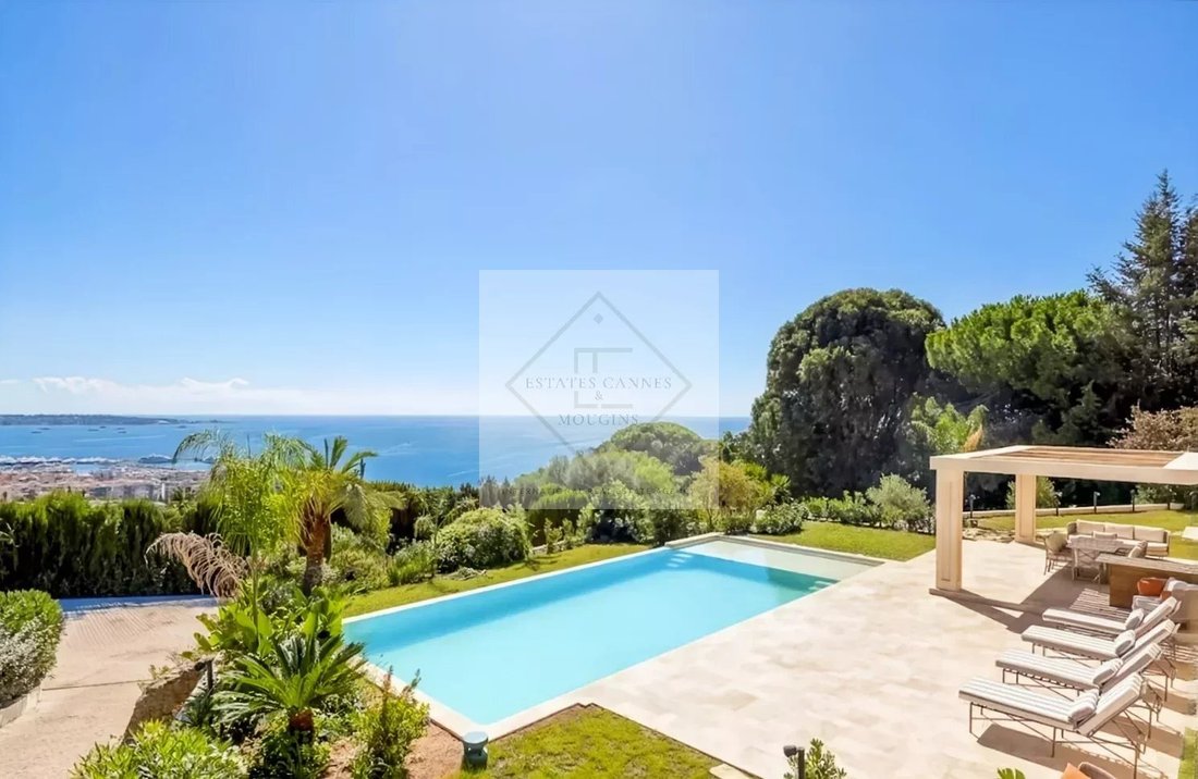 Villa in Cannes, Provence-Alpes-Côte d'Azur, France 2 - 18939623