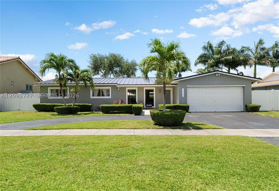 House in Cutler Bay, Florida, United States 5 - 18943006