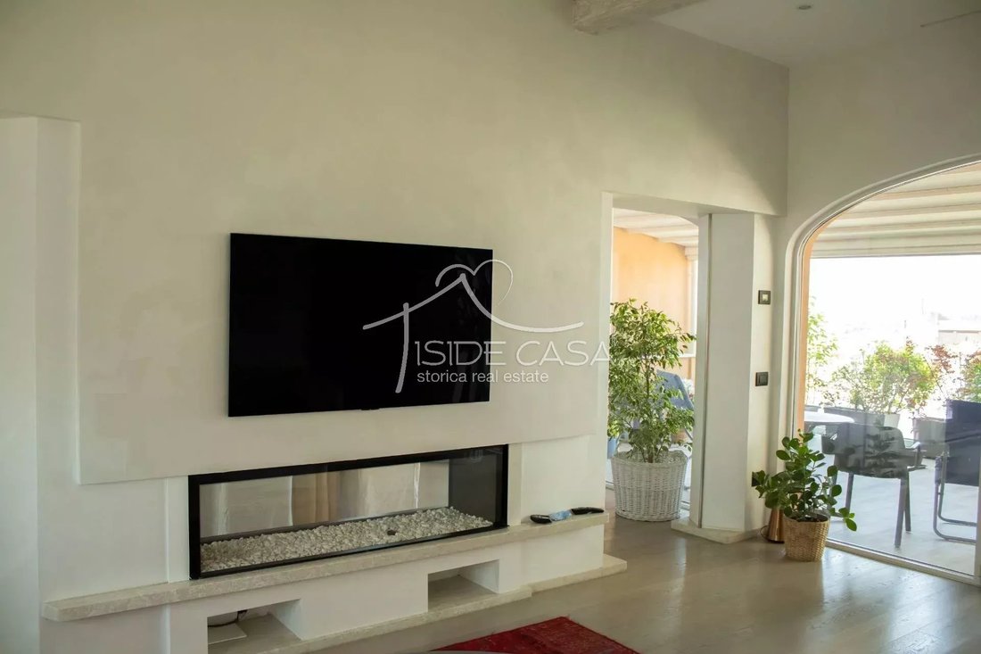 Apartment in Centro Storico, Mantua, Lombardy 2 - 18513314