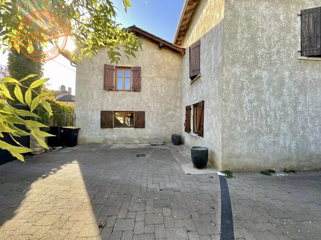 House in Fareins, Auvergne-Rhône-Alpes, France 1 - 18940554