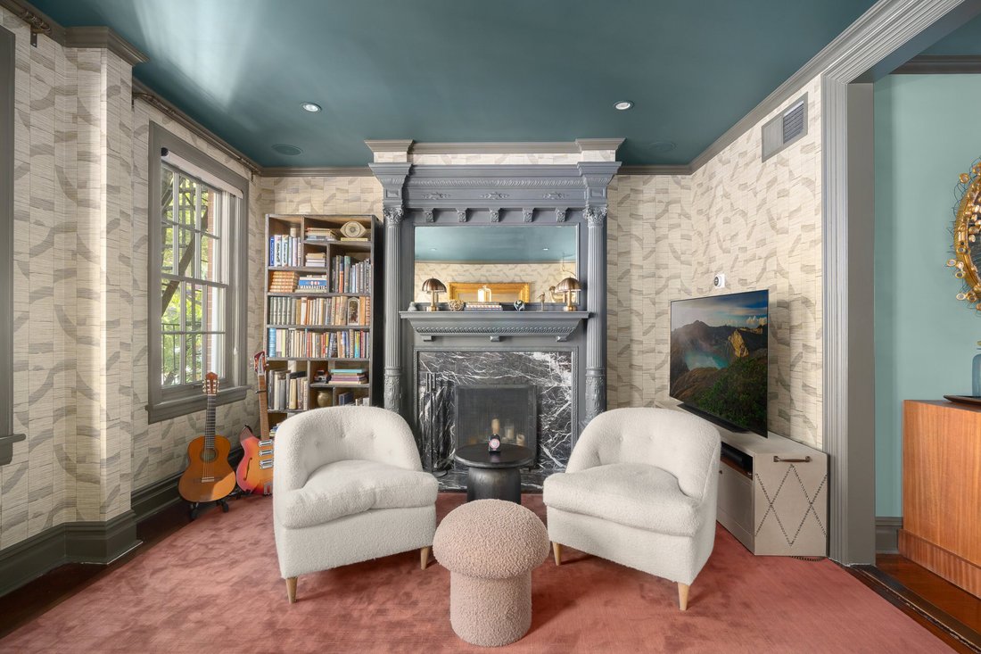 House in New York, New York, United States 4 - 18943765