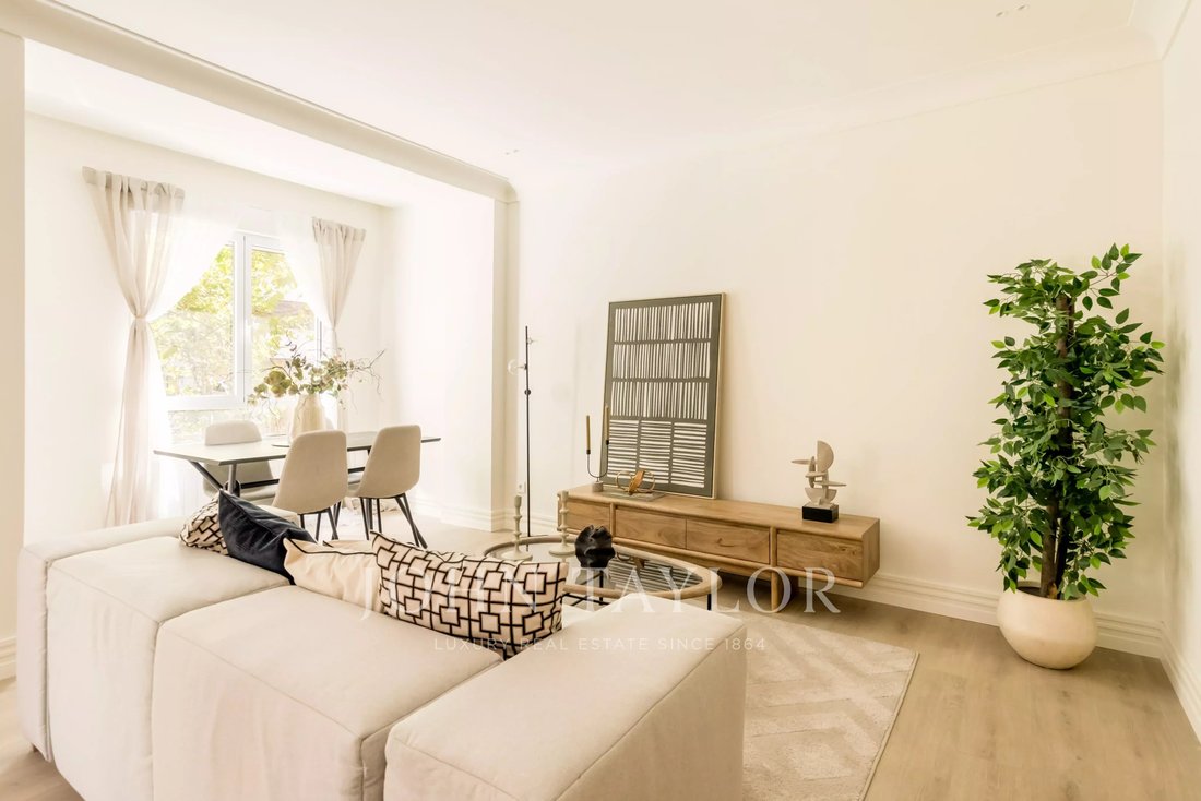 Apartment in Tetuan, Madrid, Spain 1 - 18943847