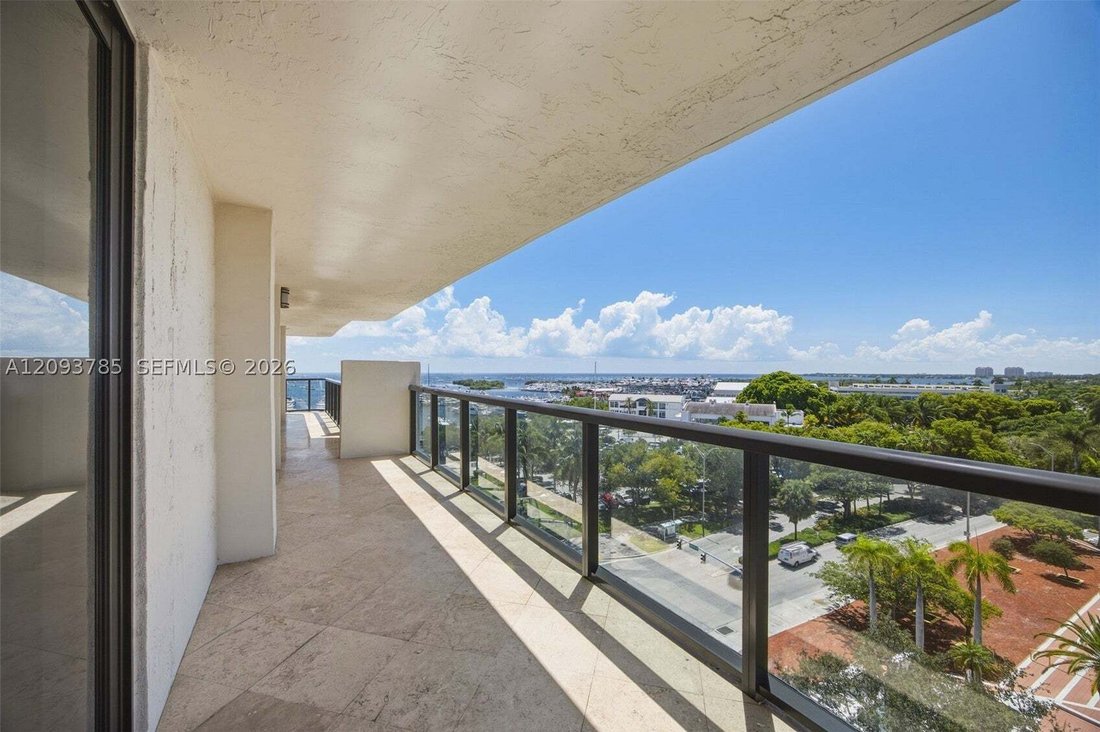 Condo in Miami, Florida, United States 1 - 18943015