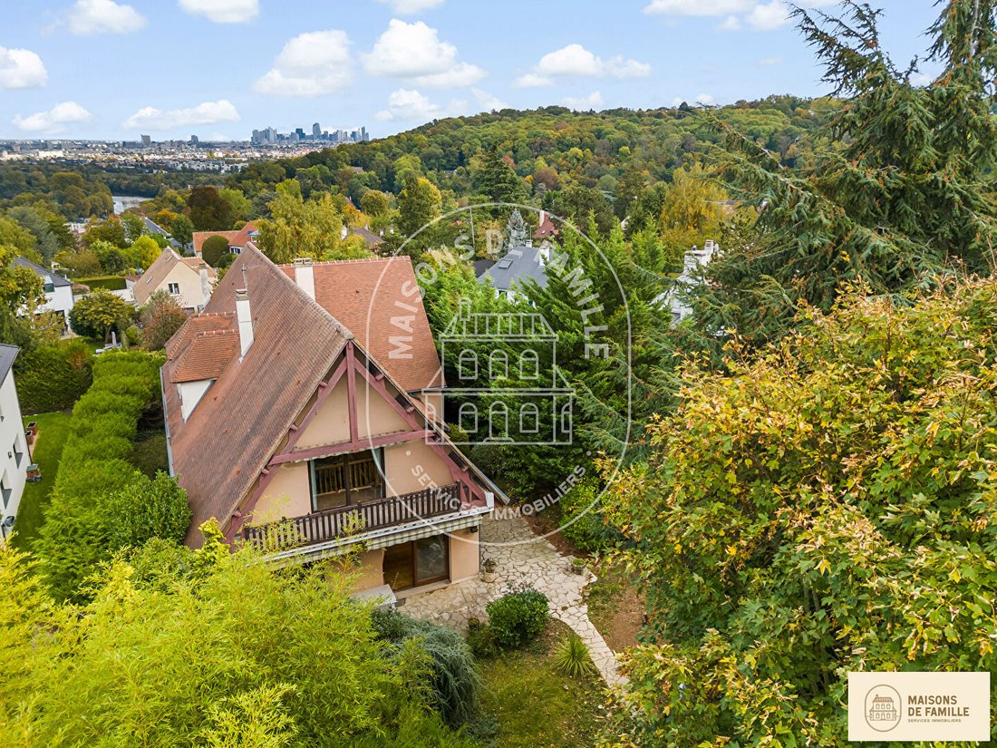 Villa in Les Quais, Bougival, France 2 - 18941187