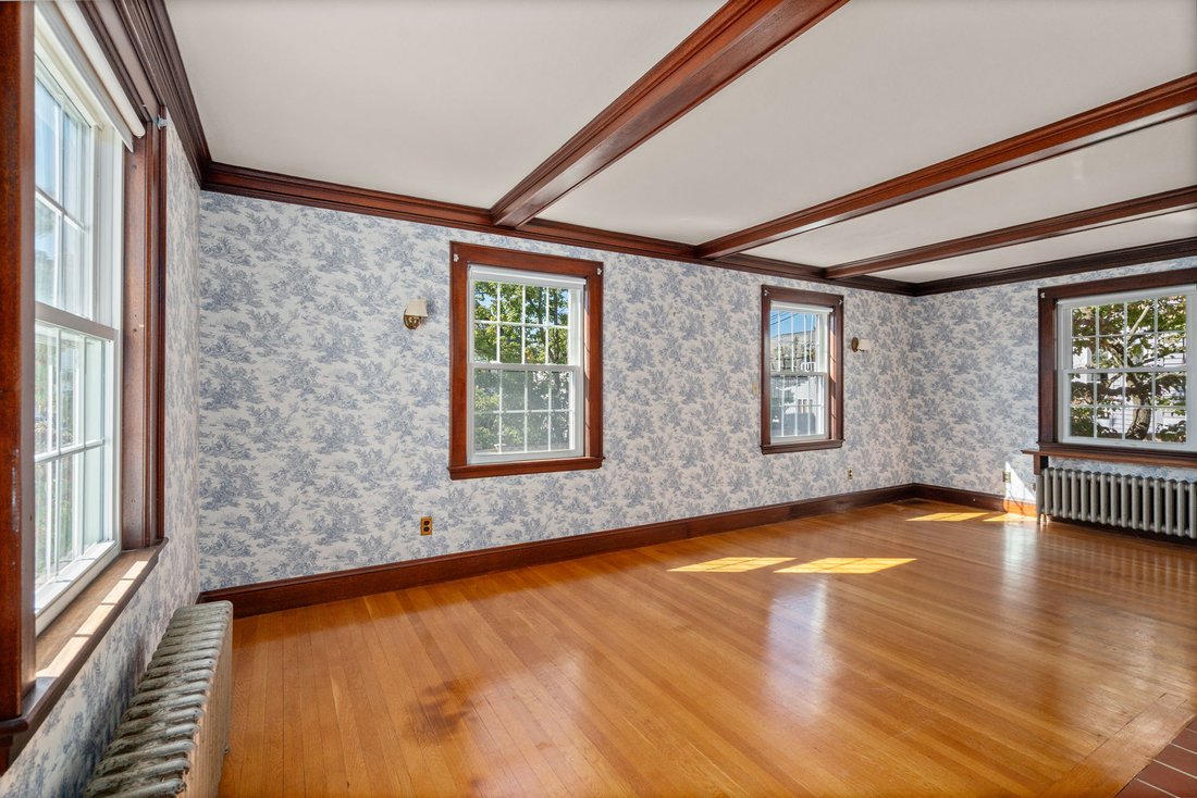 House in Medford, Massachusetts, United States 5 - 18941686