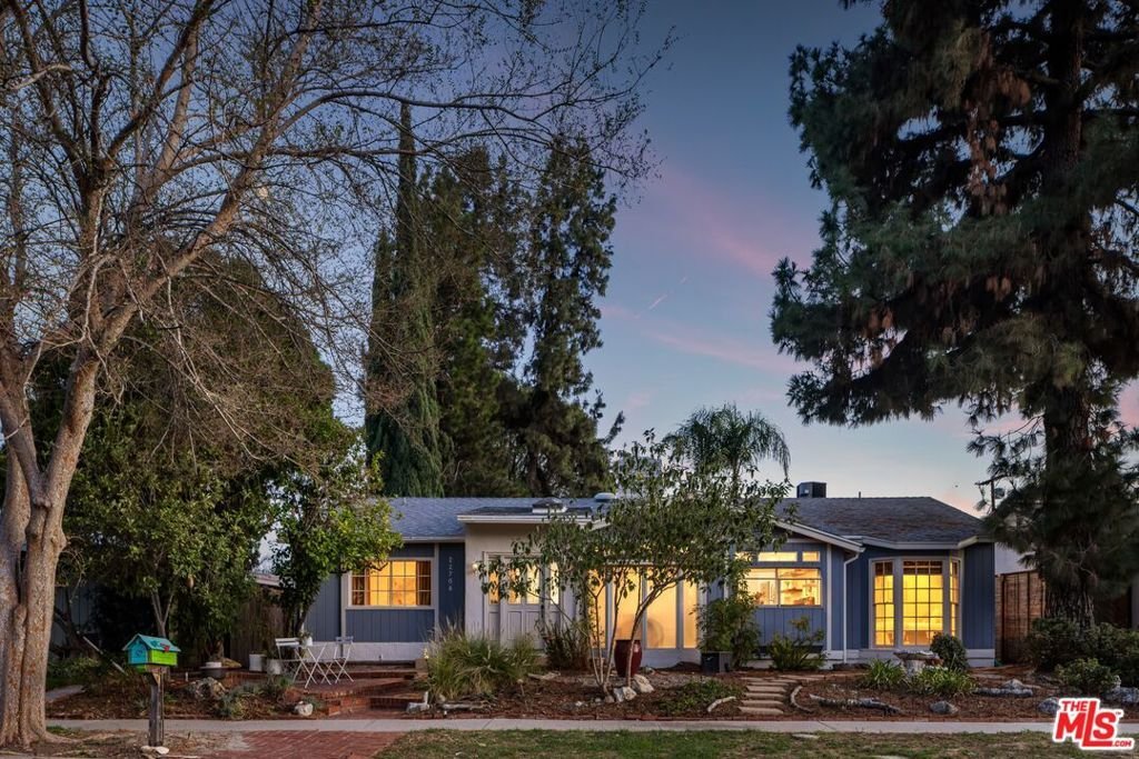 House in Los Angeles, California, United States 1 - 18942192
