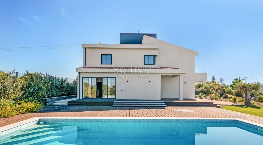 Villa in Quarteira, Algarve, Portugal 2 - 14961462
