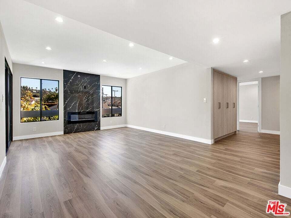 Condo in Glendale, California, United States 1 - 18942183