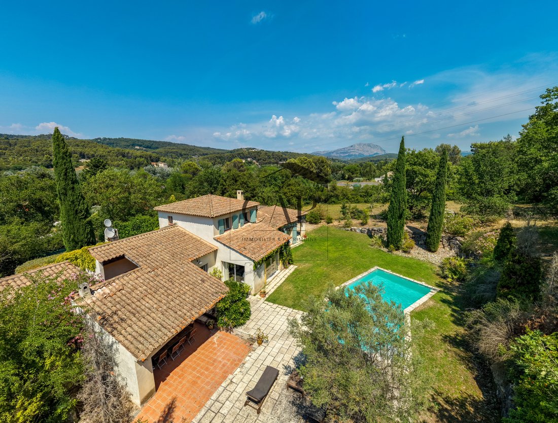 House in Le Tholonet, Provence-Alpes-Côte d'Azur, France 2 - 18943746