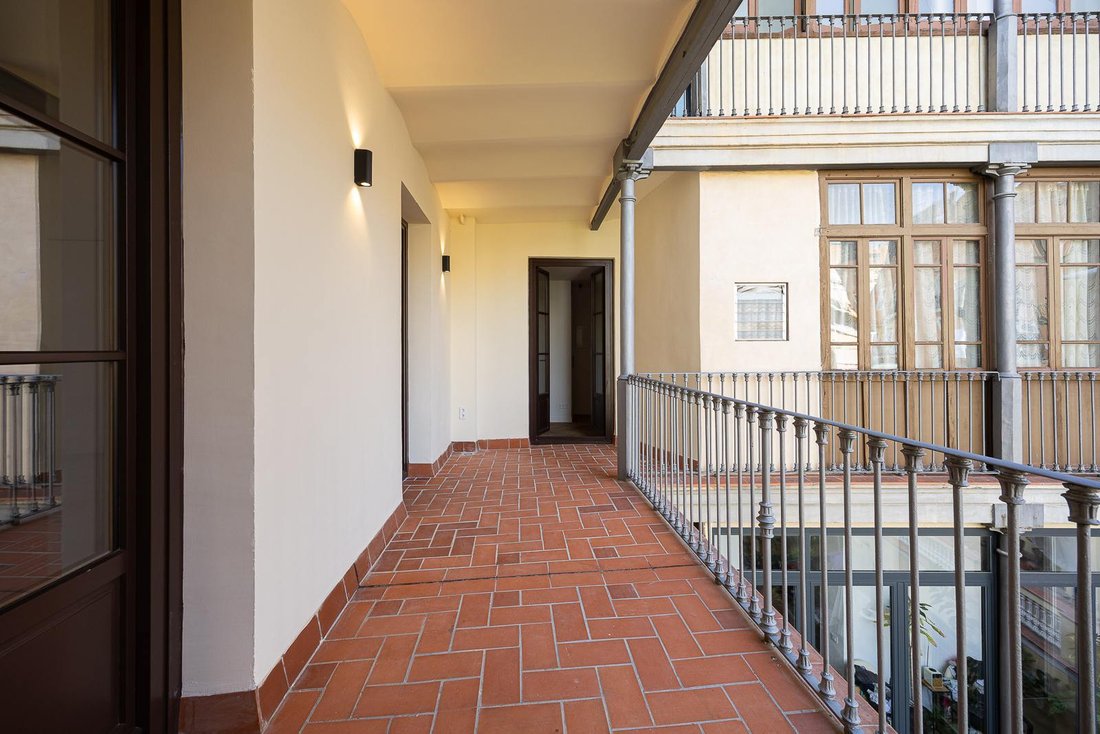 Apartment in Ciutat Vella, Barcelona, Spain 3 - 18939761