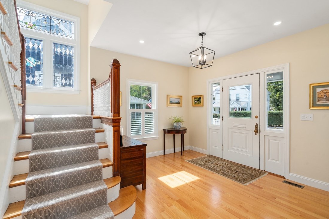 House in Milton, Massachusetts, United States 5 - 18941627