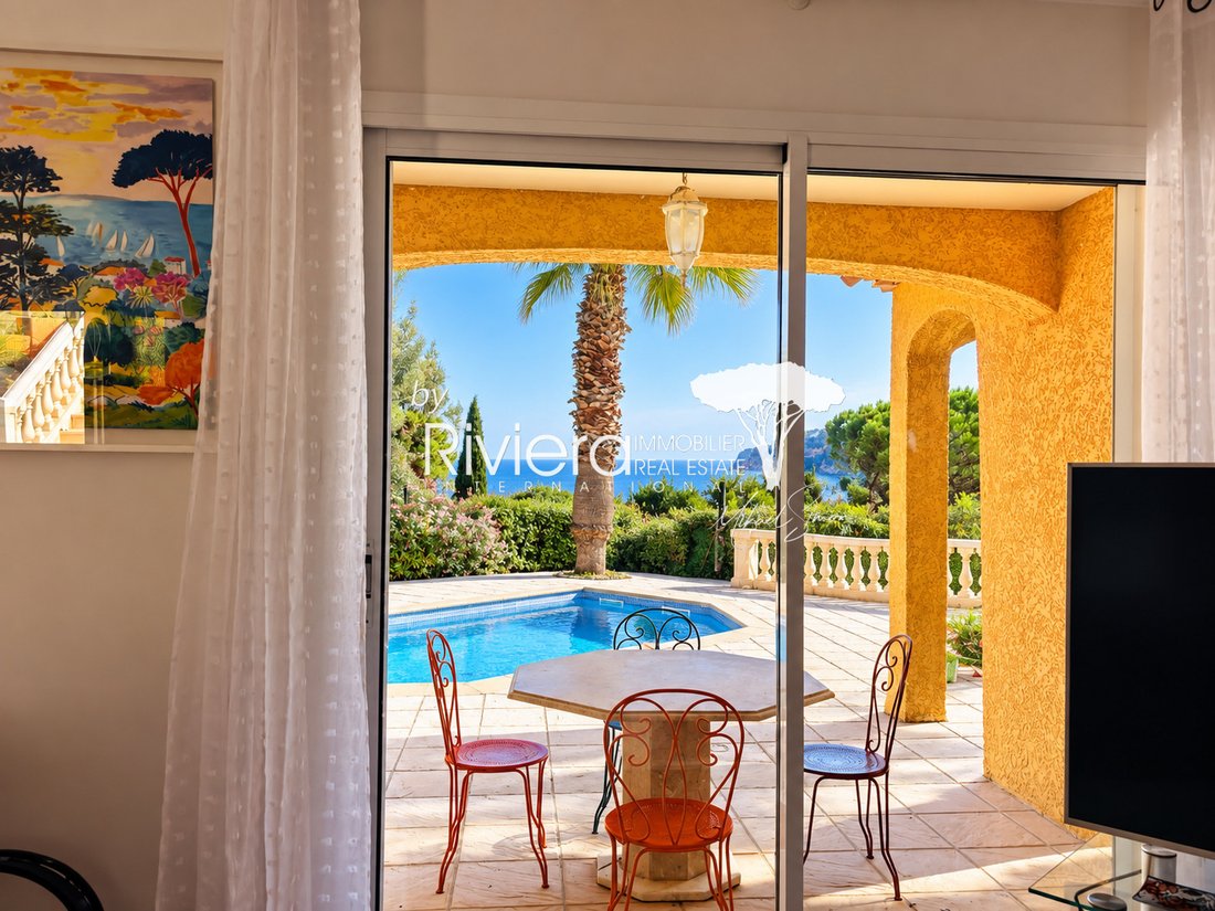 Villa in Nord, Cavalaire-sur-Mer, France 3 - 16497270