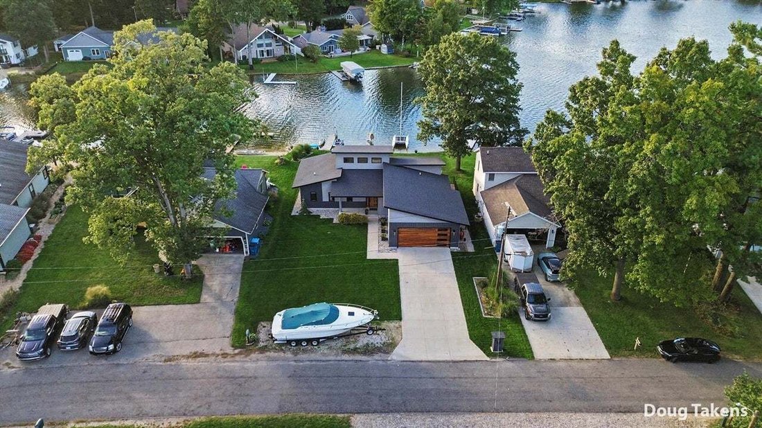 House in Howard City, Michigan, United States 3 - 18943397
