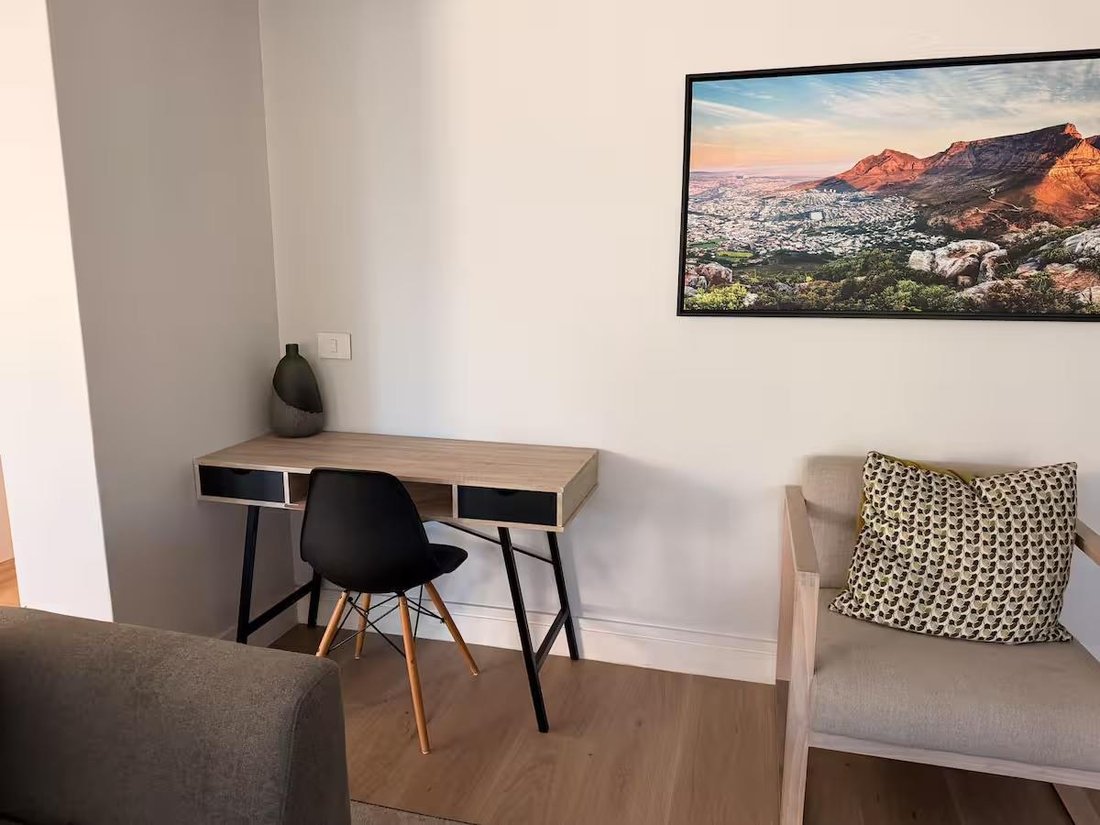 Apartment in City Centre, City Bowl, Cape Town 5 - 18939717