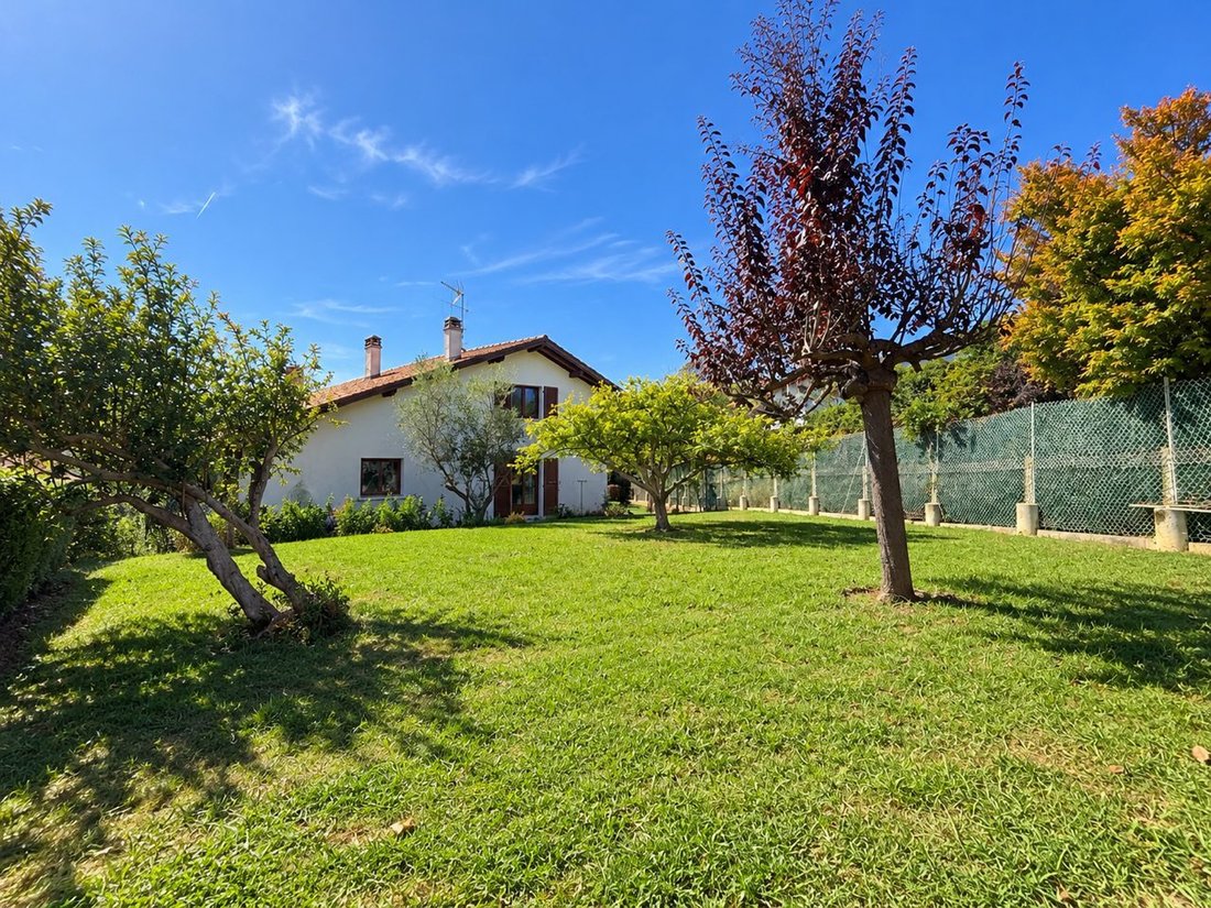 House in Biriatou, Nouvelle-Aquitaine, France 2 - 18940743