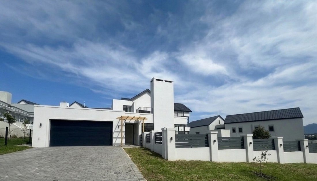 House in Kingswood Golf Estate, Western Cape, South Africa 1 - 18601003