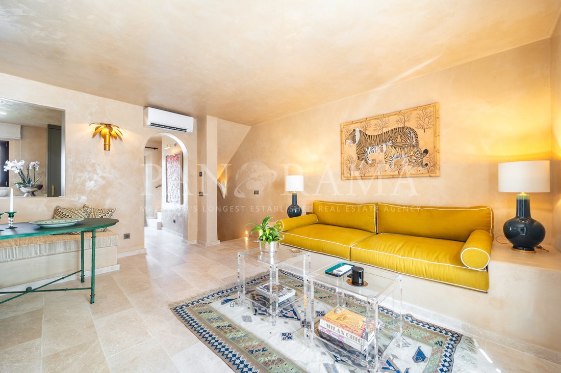 Townhouse in Marbella, Andalusia, Spain 2 - 18940161