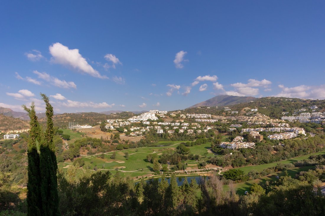 House in La Quinta, Benahavis, Andalusia 1 - 18939352