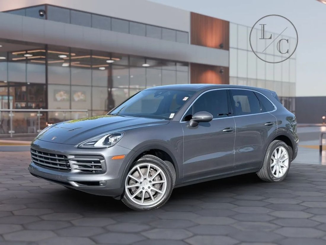 Suv in Laguna Hills, CA, United States 1 - 18944562