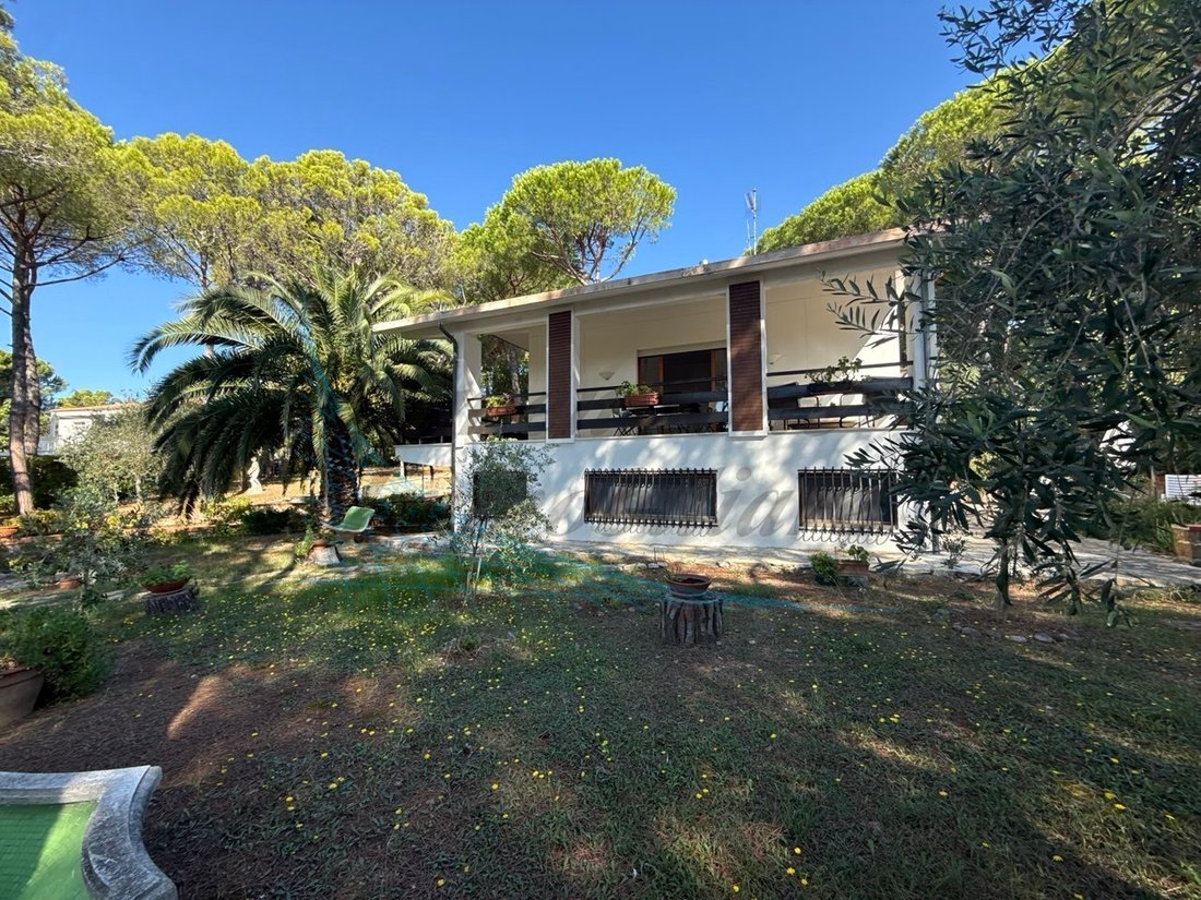 Villa in Montenero, Livorno, Tuscany 1 - 18942243