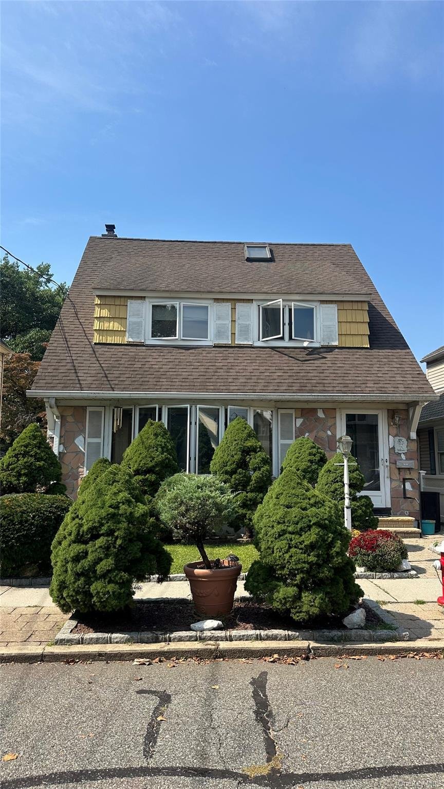 House in East Williston, New York, United States 2 - 18943754
