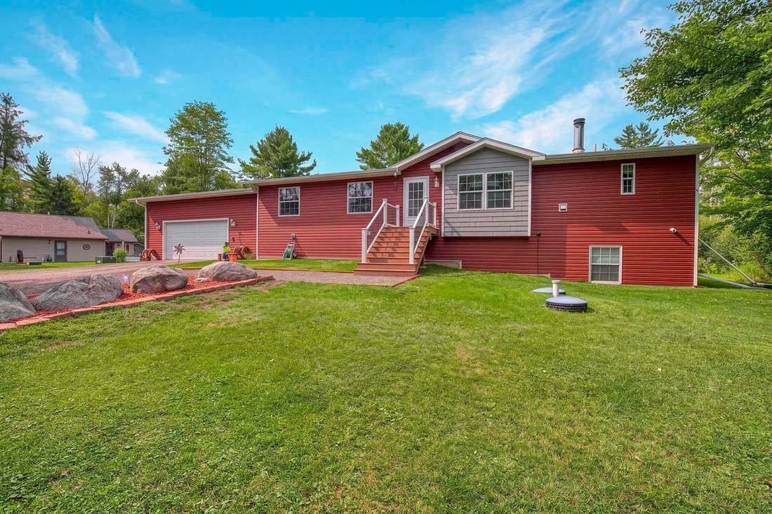 House in Tomahawk, Wisconsin, United States 1 - 18942407