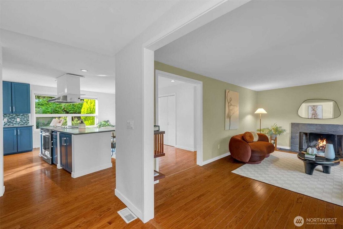 House in Seattle, Washington, United States 4 - 18942275