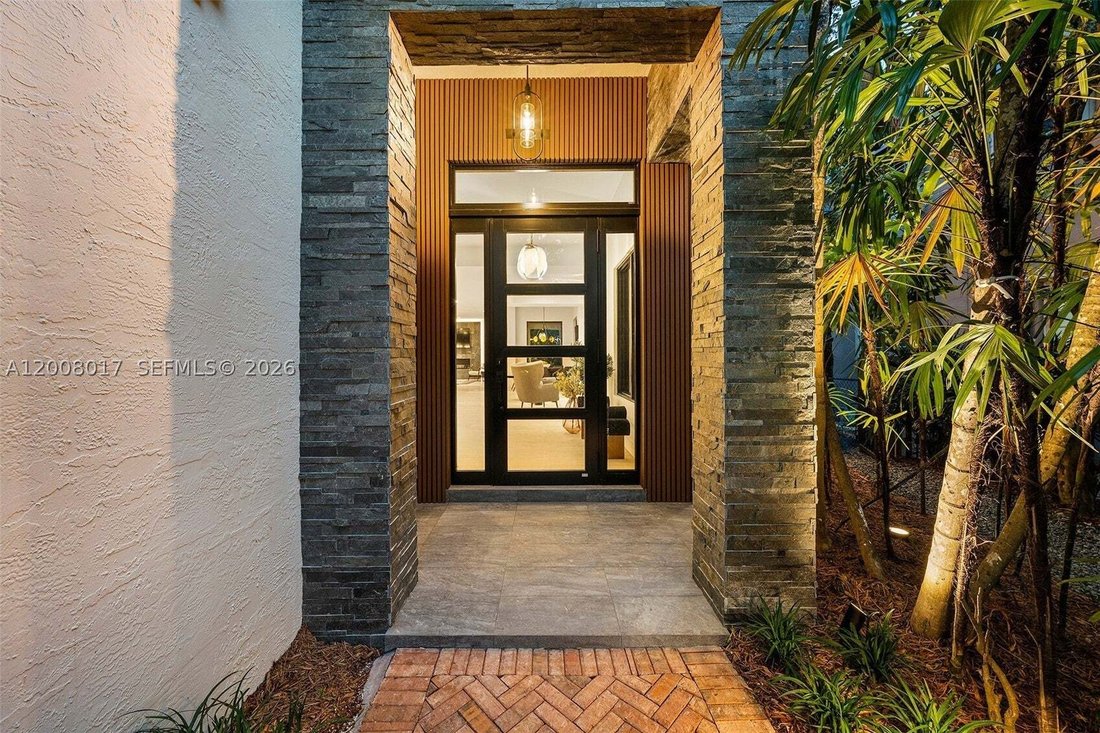House in Miami, Florida, United States 5 - 17781095