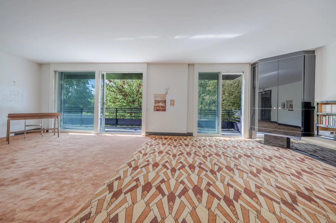 Apartment in Saint James-Général Koenig, Neuilly-sur-Seine, France 2 - 18939991