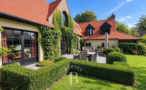House in L'Allumette, Wasquehal, France 1