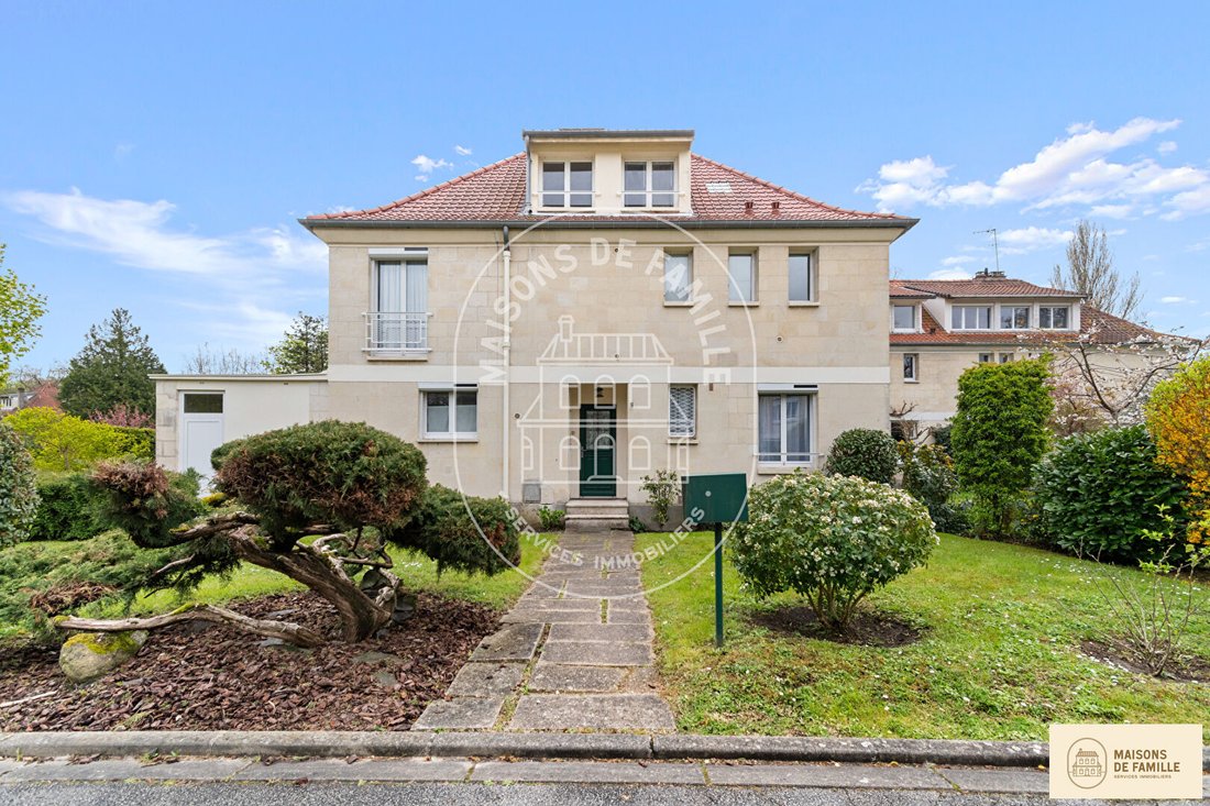 Villa in Domaine Saint-François d'Assise, La Celle-Saint-Cloud, France 1 - 18941092