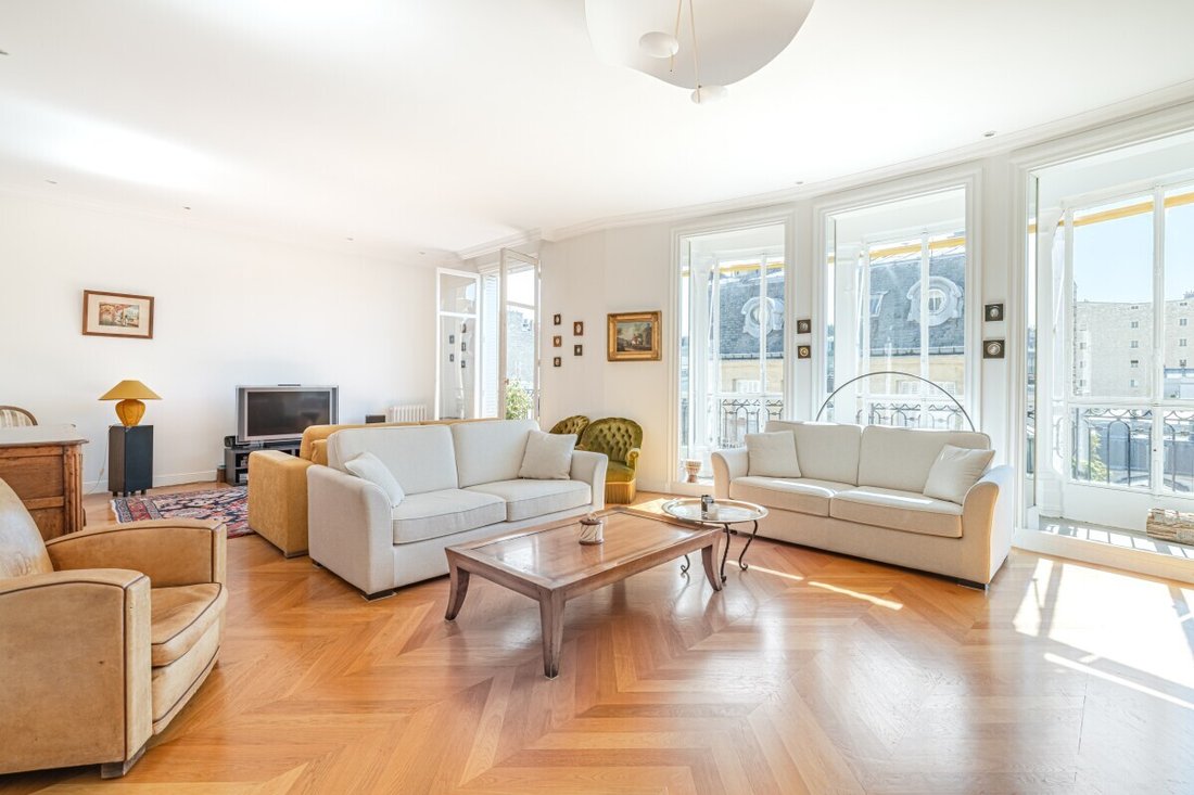 Apartment in Alleray Procession, Paris 15e Arrondissement, Paris 3 - 18940651