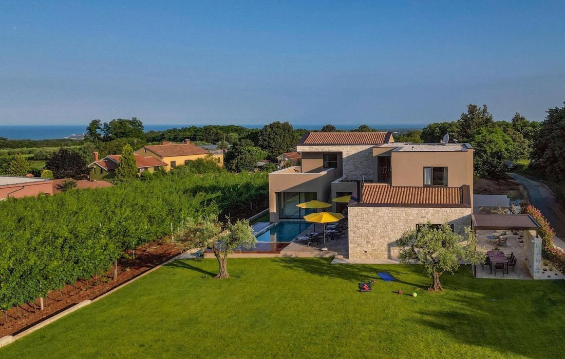 Villa in Porec, Istria County, Croatia 1 - 18935842