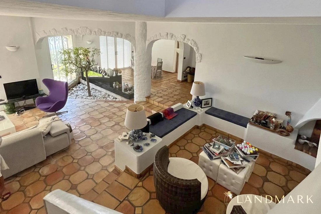 Villa in Cabris, Provence-Alpes-Côte d'Azur, France 4 - 18944111