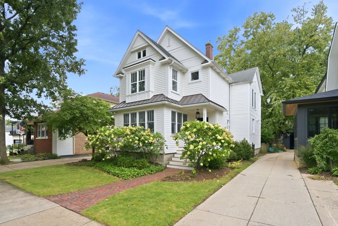 House in Downers Grove, Illinois, United States 1 - 18943181