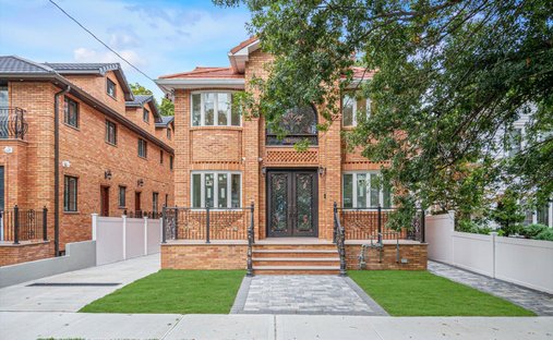House in New York, New York, United States 1