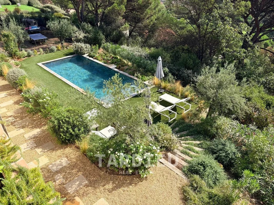 Villa in Le Plan-de-la-Tour, Provence-Alpes-Côte d'Azur, France 5 - 18943954