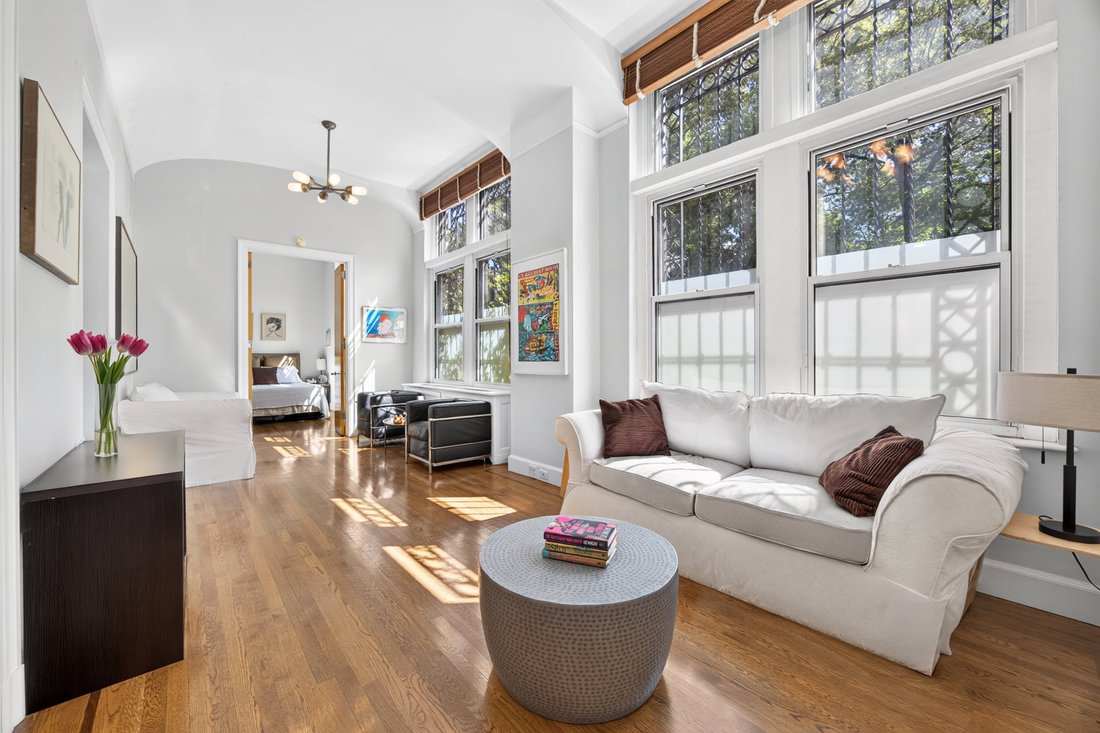 Co Op in New York, New York, United States 2 - 18943749