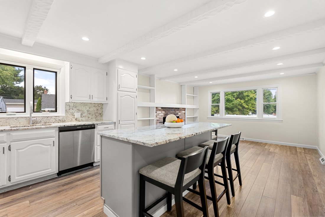 House in Medway, Massachusetts, United States 1 - 18939226