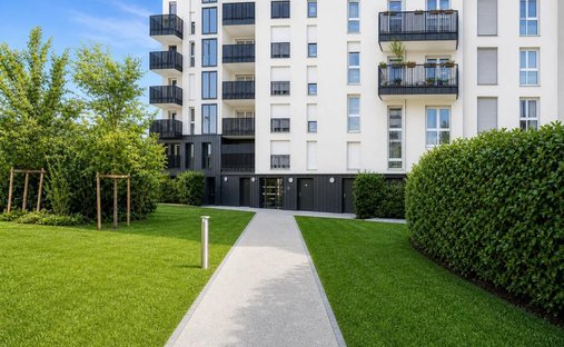 Apartment in Zone Industrielle, Noisy-le-Sec, France 1